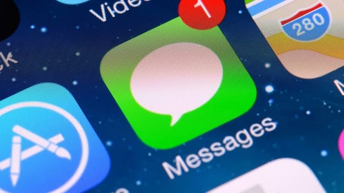 Apple says it will get rid of green text bubbles for non-iPhone users next year